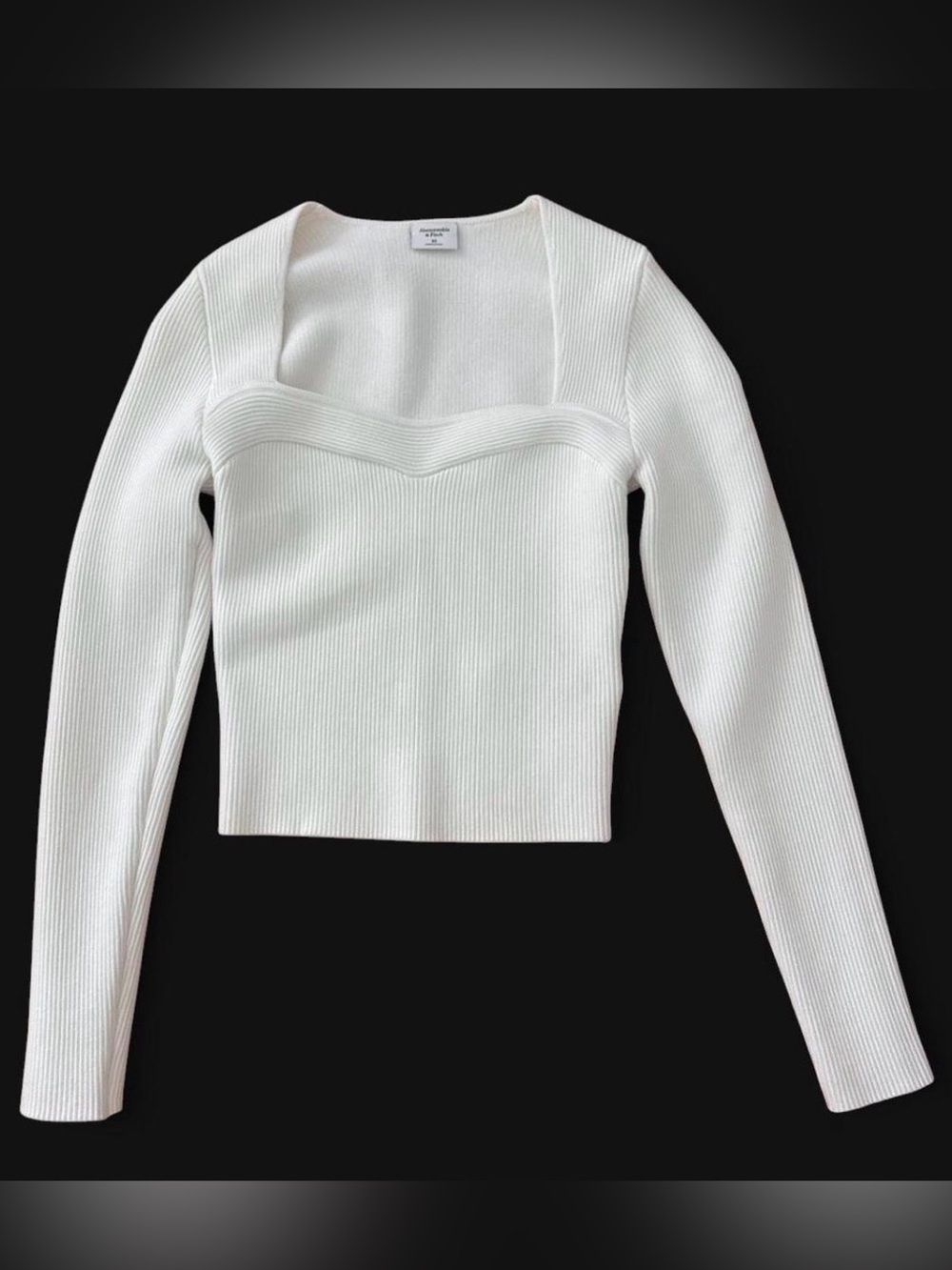 Abercrombie & Fitch Sweetheart Neckline Ribbed Long-Sleeve Top